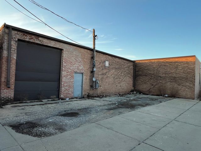 119 N 10th Avenue, Melrose Park, IL 60160