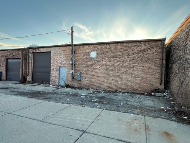 119 N 10th Avenue, Melrose Park, IL 60160