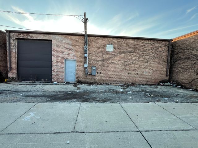 119 N 10th Avenue, Melrose Park, IL 60160