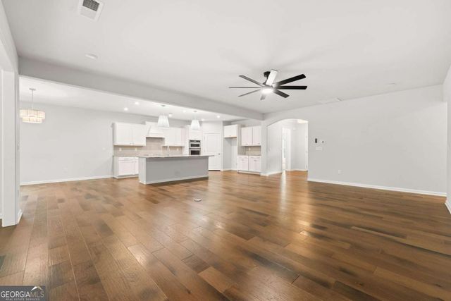 5625 Willow Springs Place, Hoschton, GA 30548