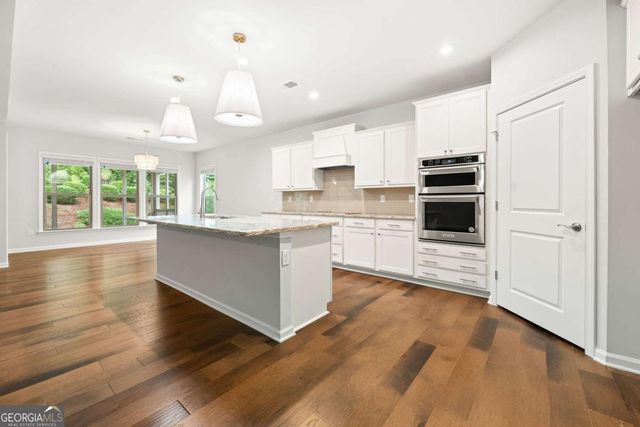 5625 Willow Springs Place, Hoschton, GA 30548