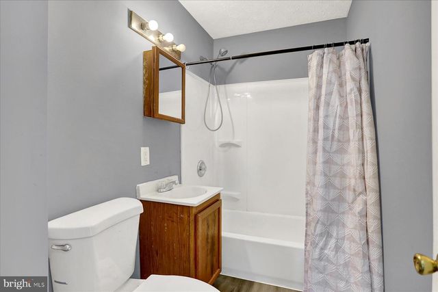 70 SWAN ST, Aberdeen, MD 21001