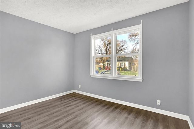 70 SWAN ST, Aberdeen, MD 21001