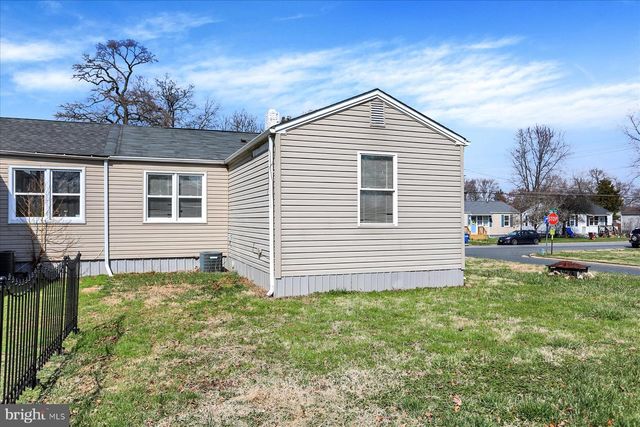 70 SWAN ST, Aberdeen, MD 21001
