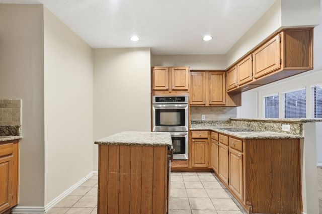 4147 Cedar Drive, Grapevine, TX 76051