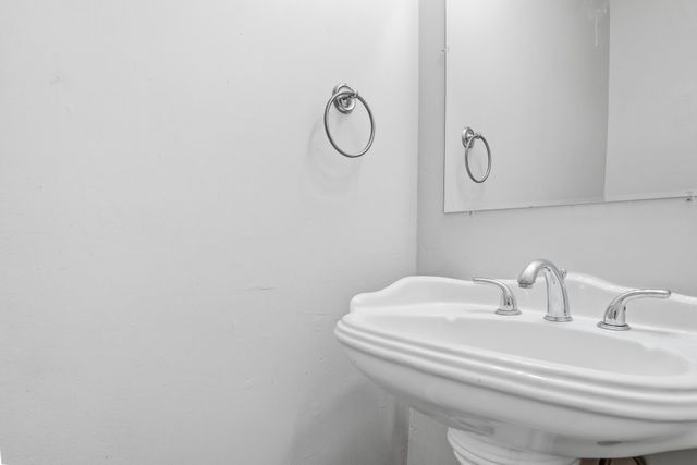 4147 Cedar Drive, Grapevine, TX 76051