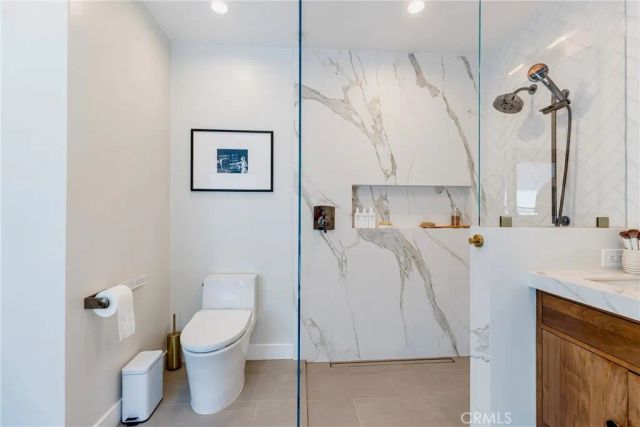 14422 Valley Vista, Sherman Oaks, CA 91423