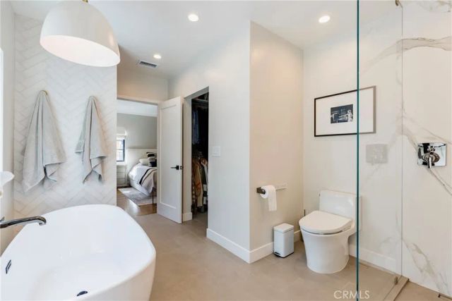 14422 Valley Vista, Sherman Oaks, CA 91423
