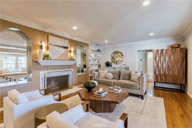 14422 Valley Vista, Sherman Oaks, CA 91423