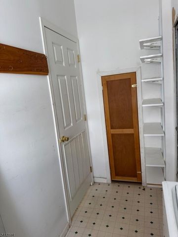 3 Rainbow Terrace, White Twp., NJ 07823