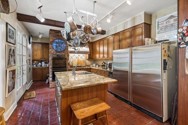 4216 Estes Rd, Nashville, TN 37215
