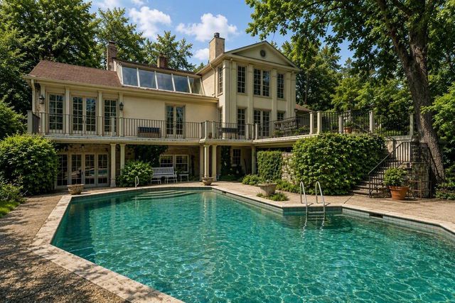 4216 Estes Rd, Nashville, TN 37215