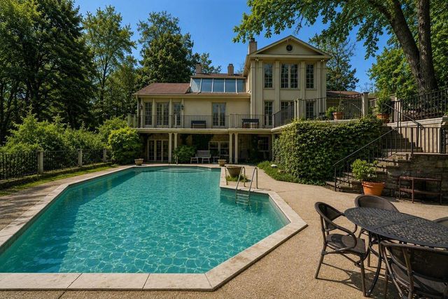 4216 Estes Rd, Nashville, TN 37215