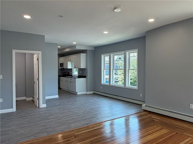 98 Whitmarsh Street 1, Providence, RI 02907