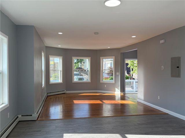 98 Whitmarsh Street 1, Providence, RI 02907