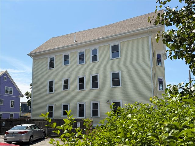 98 Whitmarsh Street 1, Providence, RI 02907