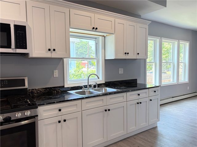 98 Whitmarsh Street 1, Providence, RI 02907