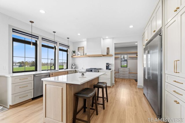 13273 Jessann Drive, Coopersville, MI 49404