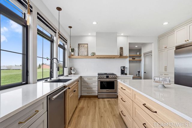 13273 Jessann Drive, Coopersville, MI 49404