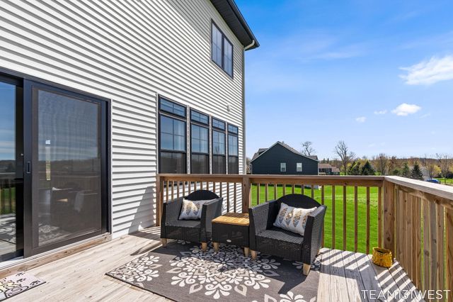 13273 Jessann Drive, Coopersville, MI 49404