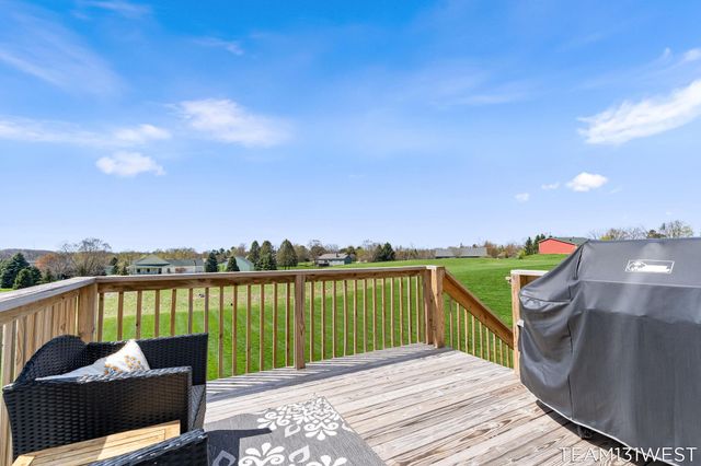13273 Jessann Drive, Coopersville, MI 49404