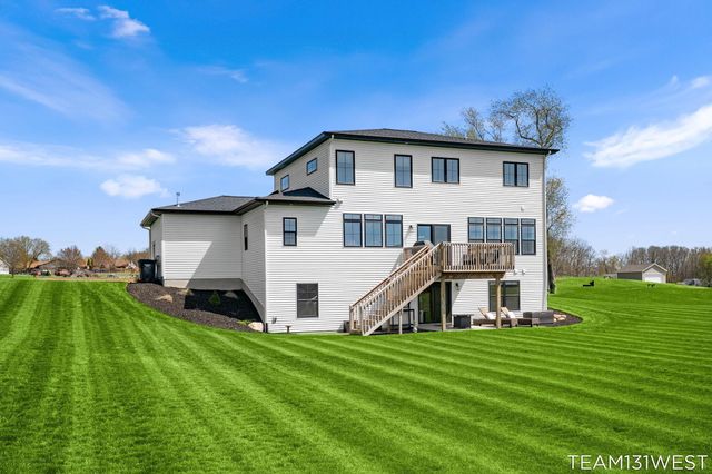 13273 Jessann Drive, Coopersville, MI 49404