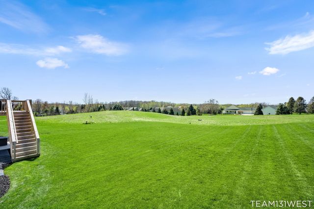 13273 Jessann Drive, Coopersville, MI 49404