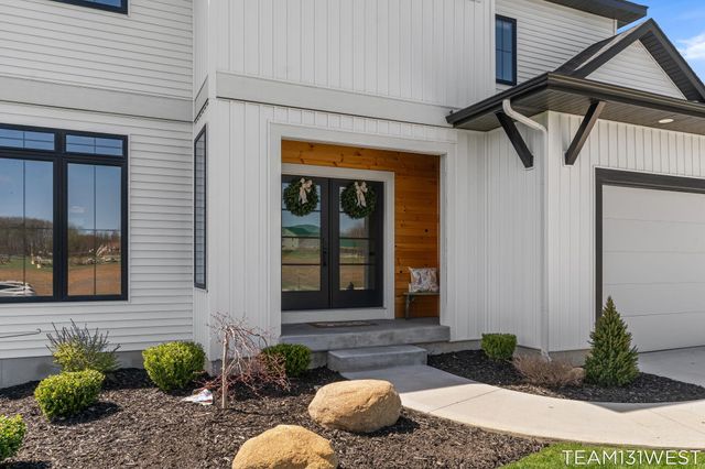 13273 Jessann Drive, Coopersville, MI 49404