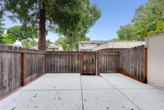 3696 Woodbine Way, Pleasanton, CA 94588
