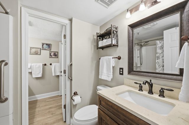 2500 N Ocean Blvd Unit 916, North Myrtle Beach, SC 29582