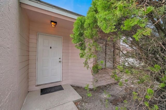 5864 Strawberry Lakes Circle, Lake Worth, FL 33463