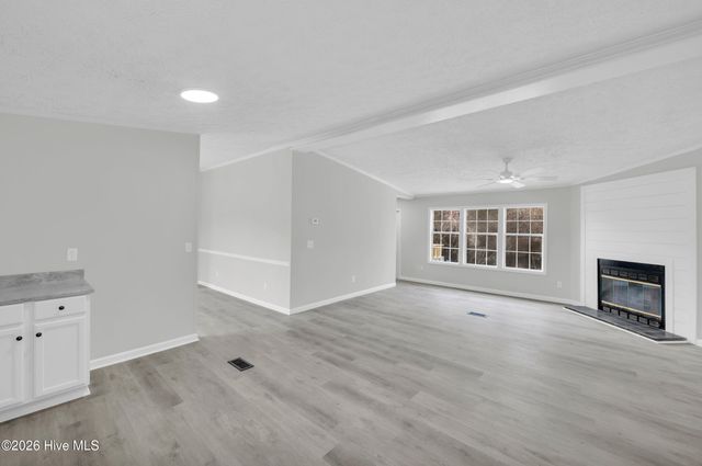 57 Henry Pridgen Drive, Burgaw, NC 28425