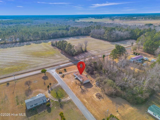57 Henry Pridgen Drive, Burgaw, NC 28425
