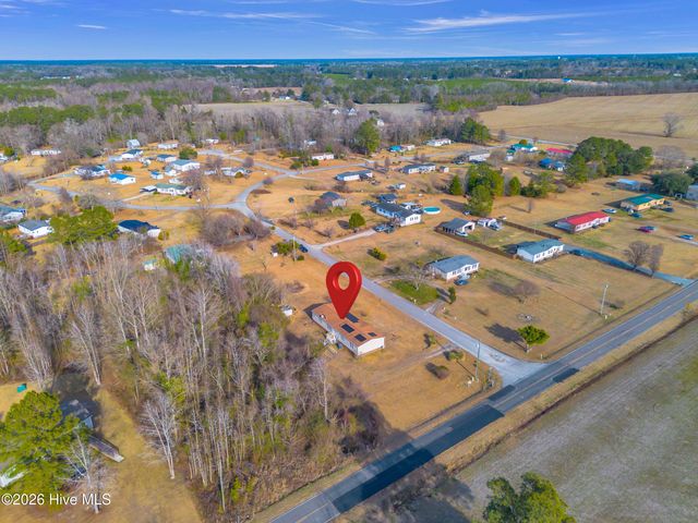 57 Henry Pridgen Drive, Burgaw, NC 28425