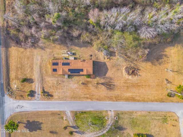57 Henry Pridgen Drive, Burgaw, NC 28425