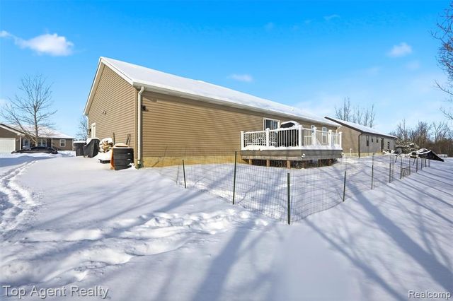 354 Marion Avenue, Kimball, MI 48074