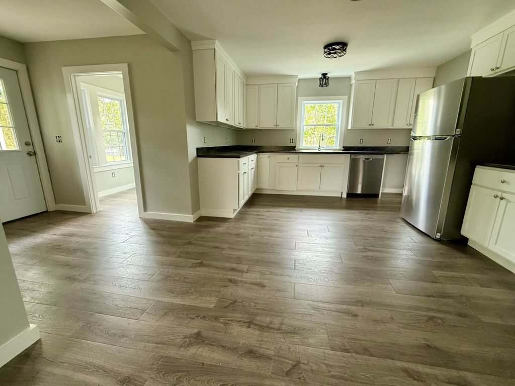 3 Lillian Street, Auburn, ME 04210 — photo 4