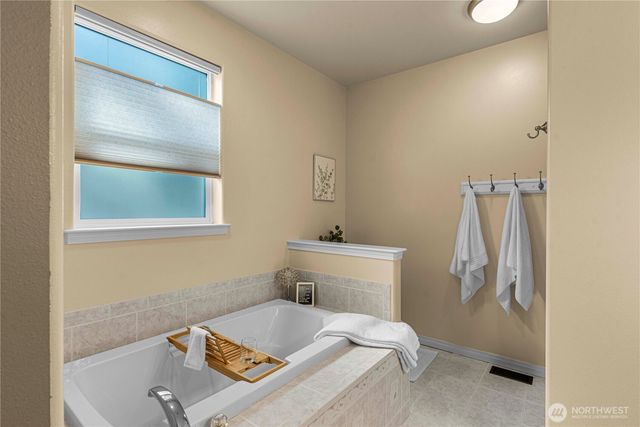 6533 Forest Ridge Drive, Wenatchee, WA 98801