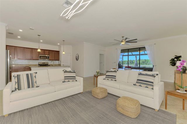 10435 MEDJOOL DRIVE, Venice, FL 34293