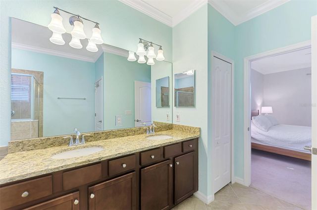 10435 MEDJOOL DRIVE, Venice, FL 34293