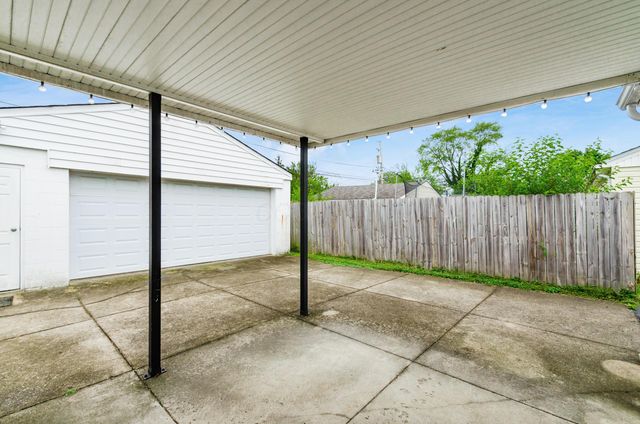 4513 Saint Ann Lane, Whitehall, OH 43213