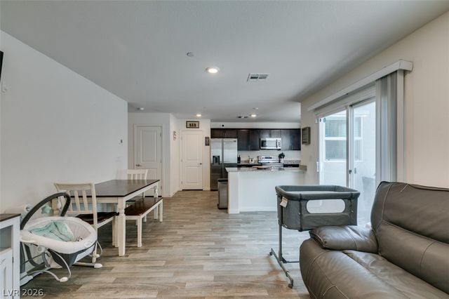 2683 Weathered Copper, Las Vegas, NV 89086