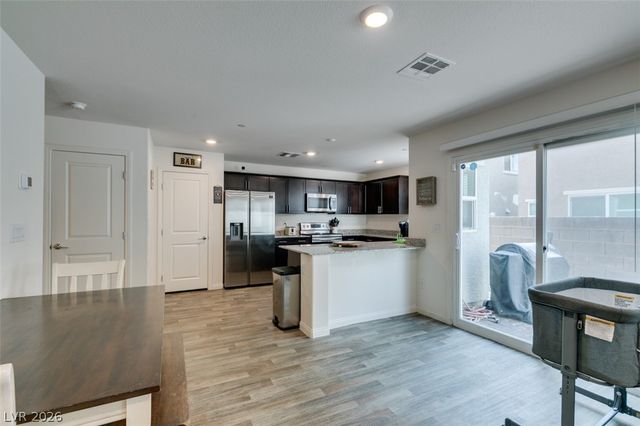 2683 Weathered Copper, Las Vegas, NV 89086
