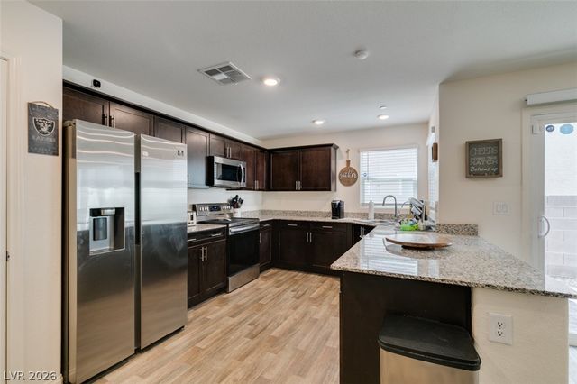 2683 Weathered Copper, Las Vegas, NV 89086