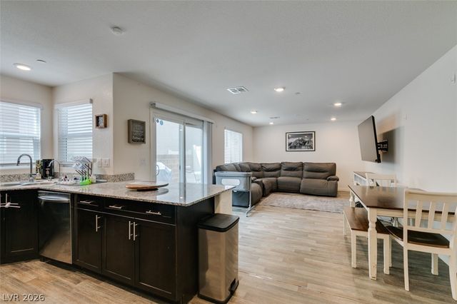 2683 Weathered Copper, Las Vegas, NV 89086