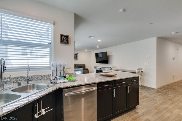 2683 Weathered Copper, Las Vegas, NV 89086