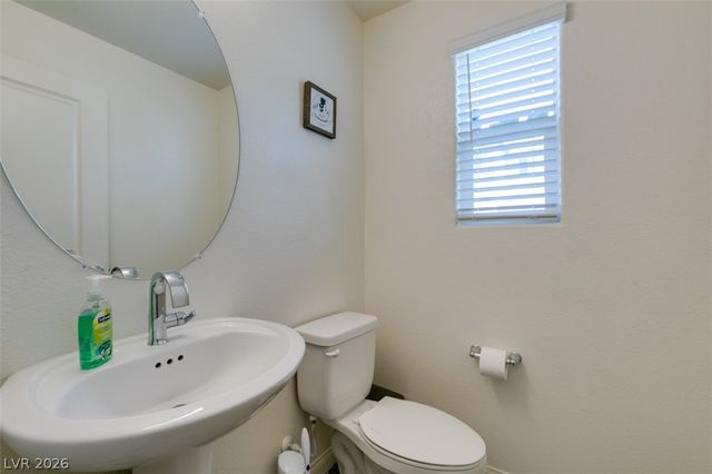2683 Weathered Copper, Las Vegas, NV 89086