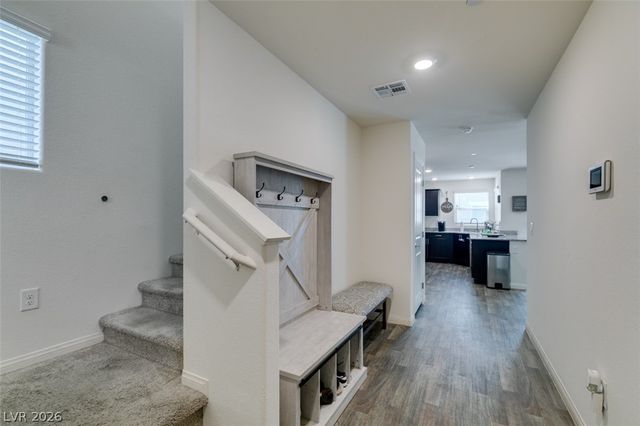 2683 Weathered Copper, Las Vegas, NV 89086