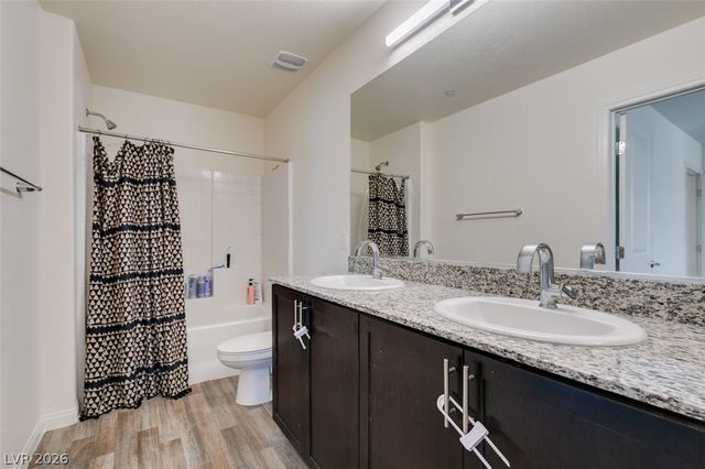 2683 Weathered Copper, Las Vegas, NV 89086