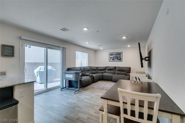 2683 Weathered Copper, Las Vegas, NV 89086